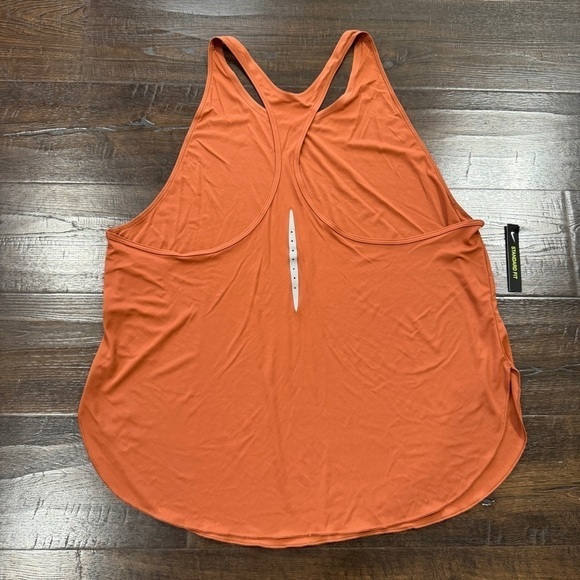 Nike Dri-Fit Sleek Standard Fit Sleeveless‎ Tank Top Size XL Women - Picture 5 of 10